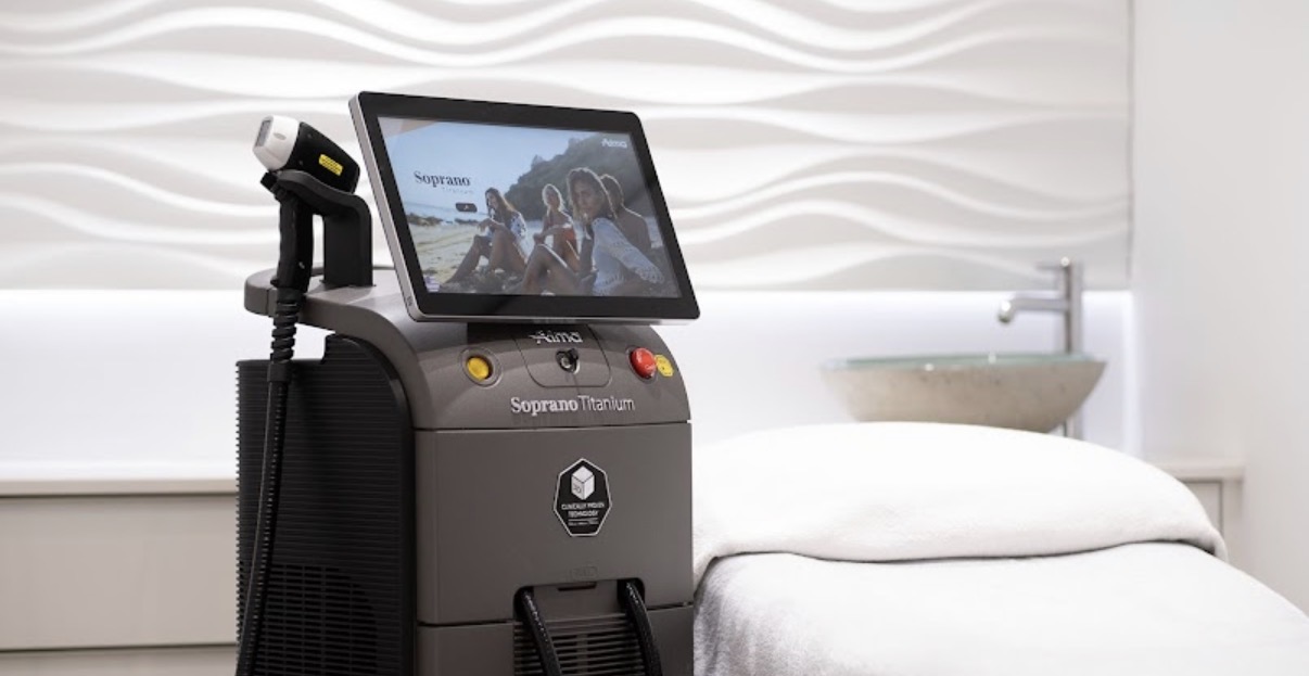 Advanced USFDA-approved laser technology at Aesthetic Derm Clinic